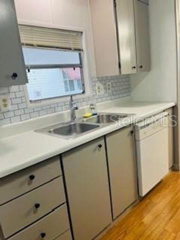 6950 46TH AVENUE N 1, St Petersburg, FL 33709