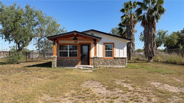 204 S McDaniel Street, Edcouch, TX 78538