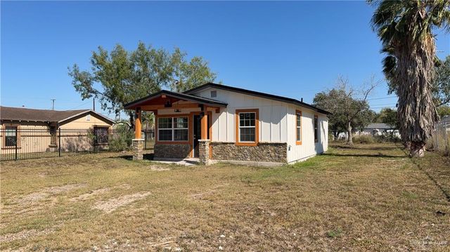 204 S McDaniel Street, Edcouch, TX 78538