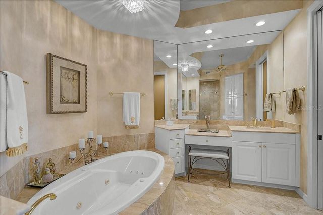 401 N POINT ROAD 1001, Osprey, FL 34229