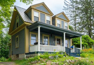 67 School Street, Tilton, NH 03276