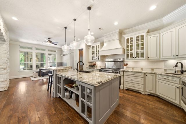 5018 Woodside Lane, Fulshear, TX 77441