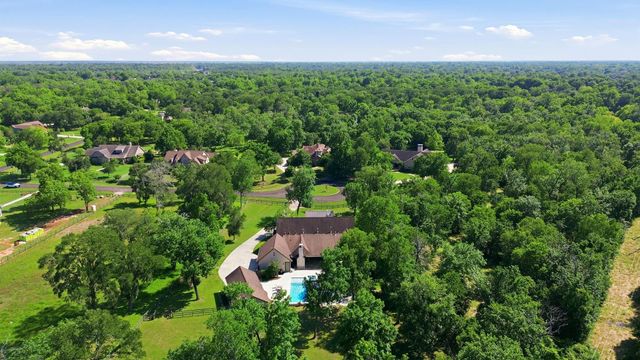 5018 Woodside Lane, Fulshear, TX 77441