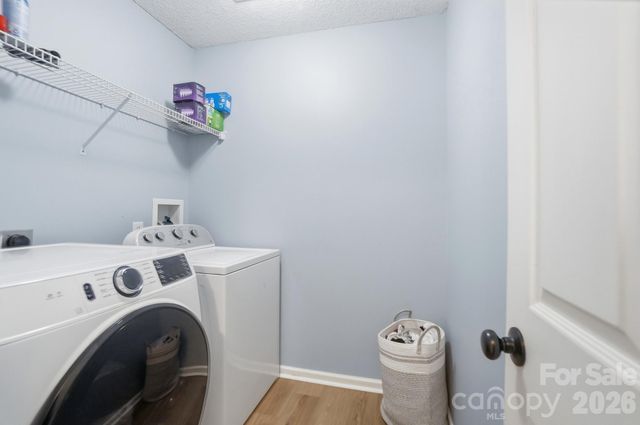 8854 Laurel Run Drive, Charlotte, NC 28269