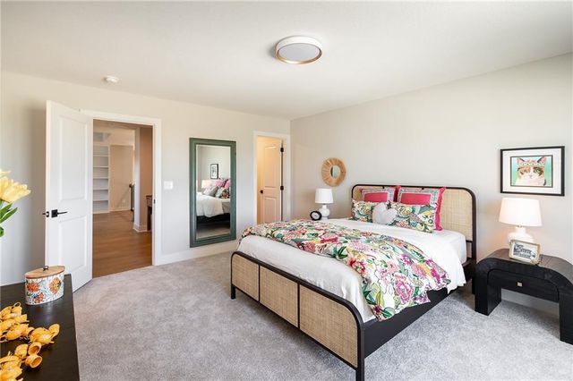 18481 Mohawk Lane, Overland Park, KS 66085