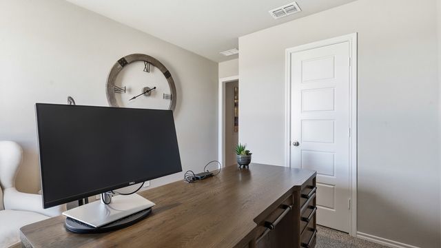 9413 WALNUT COVE Drive, Fort Worth, TX 76108