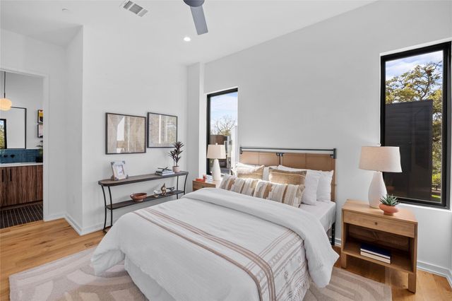 219 Lessin LN 10A, Austin, TX 78704