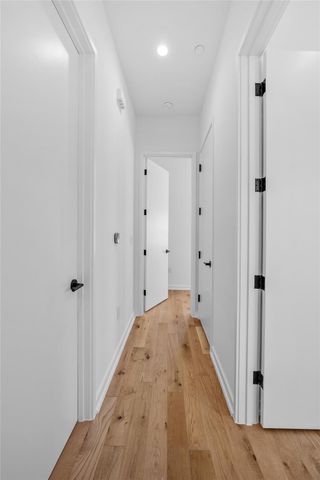 219 Lessin LN 10A, Austin, TX 78704