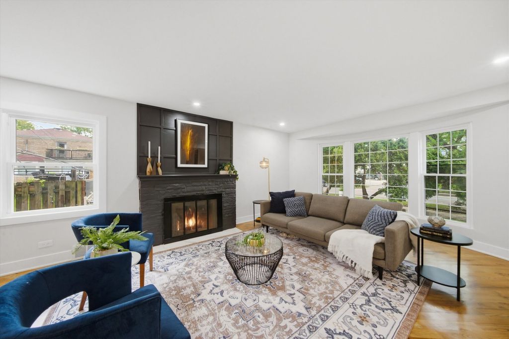 2814 W Balmoral Avenue, Chicago, IL 60625 — photo 5