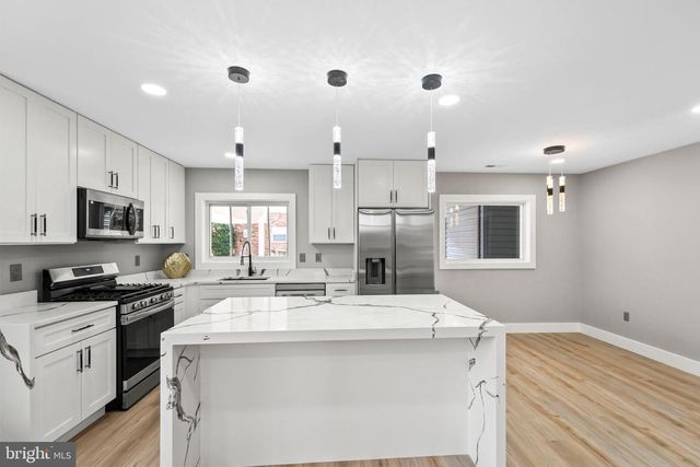 5401 FERNDALE ST, Springfield, VA 22151