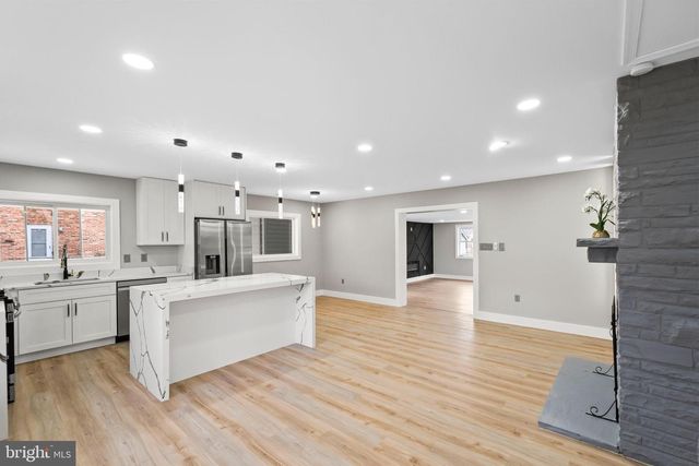 5401 FERNDALE ST, Springfield, VA 22151