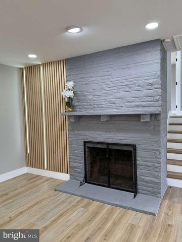 5401 FERNDALE ST, Springfield, VA 22151