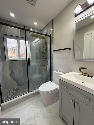 5401 FERNDALE ST, Springfield, VA 22151