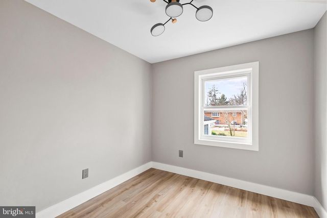 5401 FERNDALE ST, Springfield, VA 22151