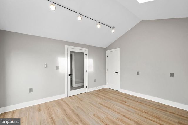 5401 FERNDALE ST, Springfield, VA 22151