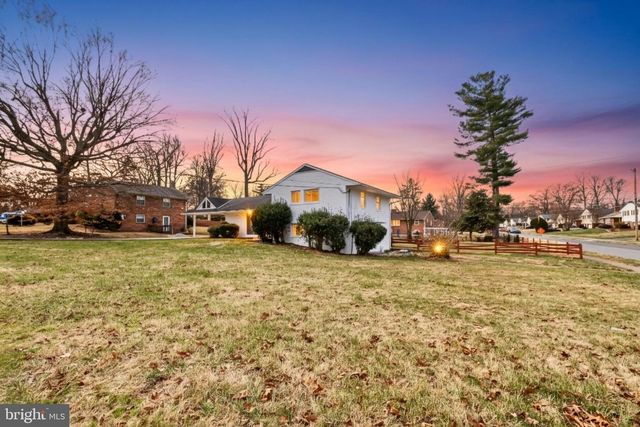 5401 FERNDALE ST, Springfield, VA 22151