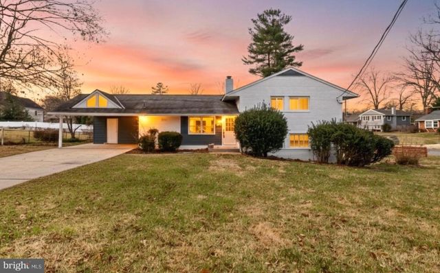 5401 FERNDALE ST, Springfield, VA 22151