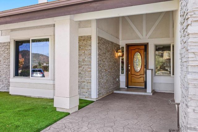 18683 Locksley St., San Diego, CA 92128