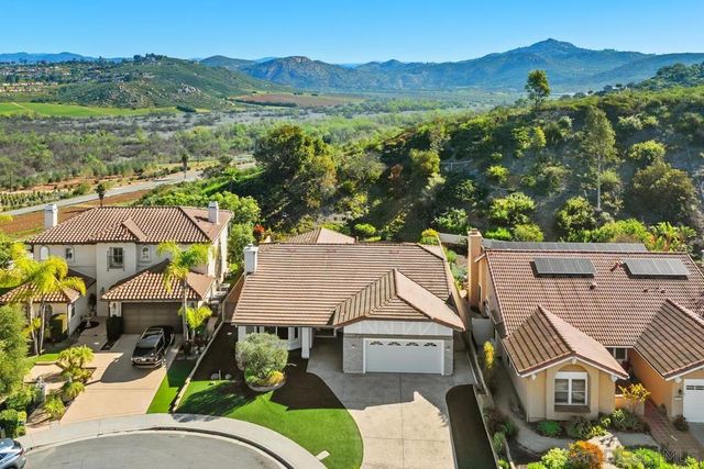 18683 Locksley St., San Diego, CA 92128