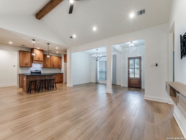 1015 Timbercrest, Pleasanton, TX 78064