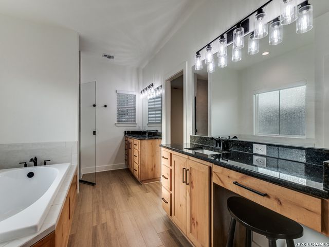 1015 Timbercrest, Pleasanton, TX 78064