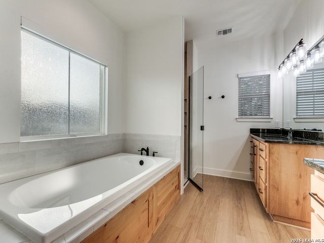 1015 Timbercrest, Pleasanton, TX 78064