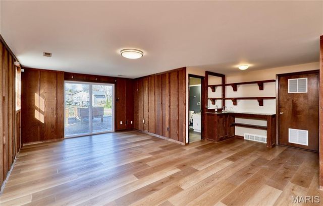 48 Picardy Drive, Lake St Louis, MO 63367