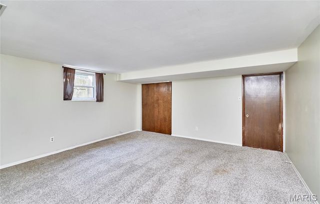 48 Picardy Drive, Lake St Louis, MO 63367