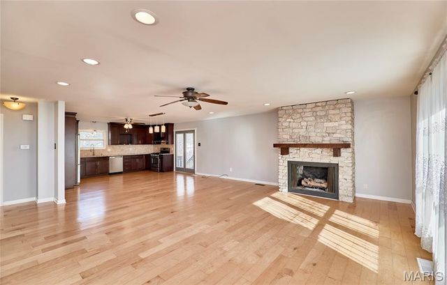 48 Picardy Drive, Lake St Louis, MO 63367