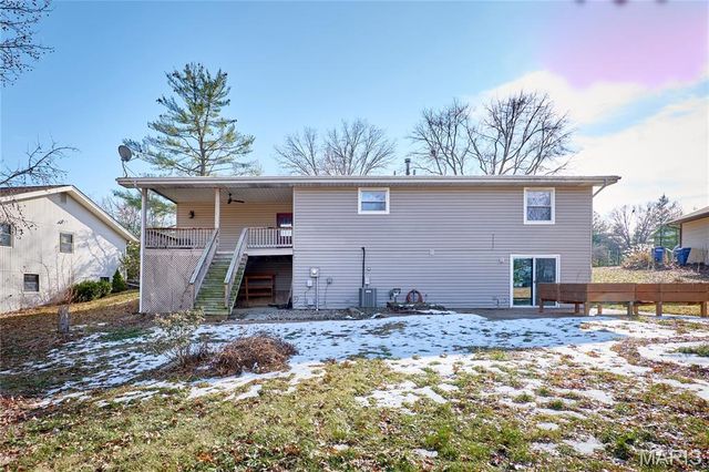 48 Picardy Drive, Lake St Louis, MO 63367