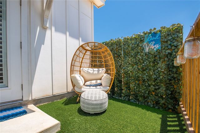 15117 Boca Grandi Dr, Corpus Christi, TX 78418