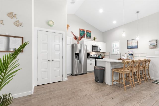 15117 Boca Grandi Dr, Corpus Christi, TX 78418