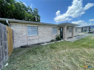 102 Milann Street B, Victoria, TX 77901