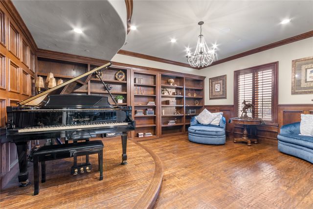 723 Bending Oak Trail, Fairview, TX 75069