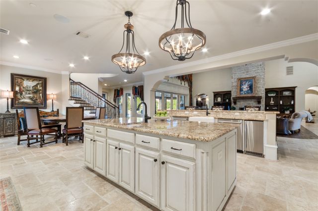 723 Bending Oak Trail, Fairview, TX 75069