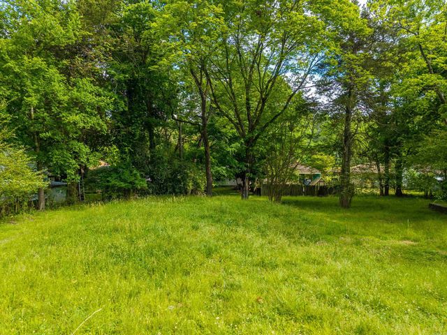 626 Whittington Avenue, Hot Springs, AR 71901