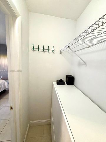 8384 SW 154th Ave 68, Miami, FL 33193