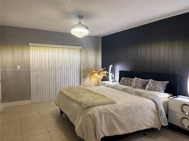 8384 SW 154th Ave 68, Miami, FL 33193