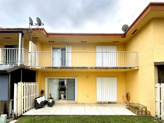 8384 SW 154th Ave 68, Miami, FL 33193