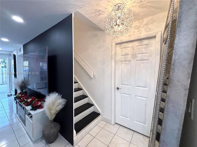 8384 SW 154th Ave 68, Miami, FL 33193