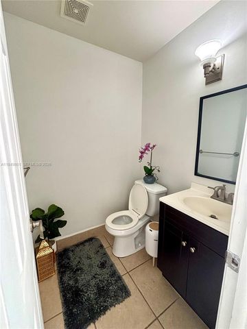 8384 SW 154th Ave 68, Miami, FL 33193