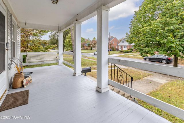 2724 Latonia Boulevard, Toledo, OH 43606