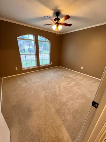 12201 Rolling Ridge Drive, Fort Worth, TX 76028