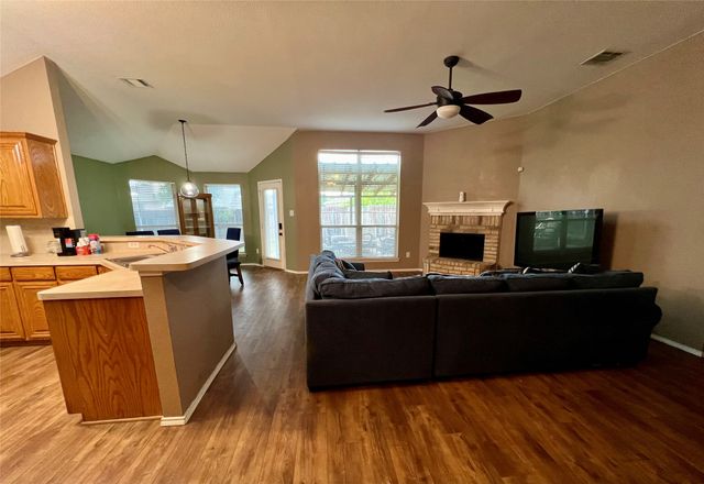 12201 Rolling Ridge Drive, Fort Worth, TX 76028