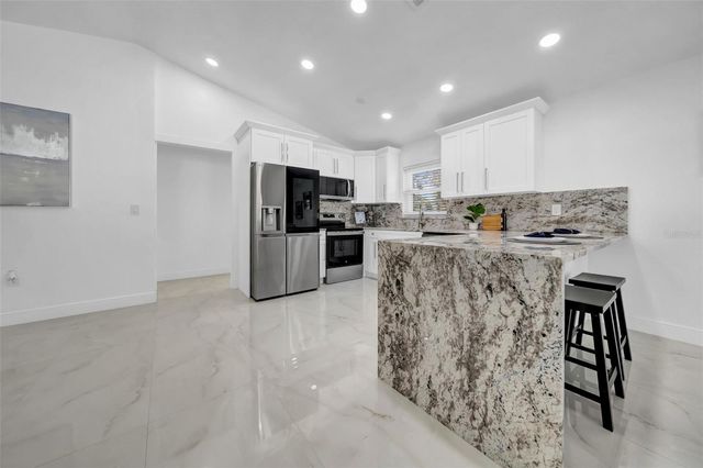 2020 58TH AVENUE S, St Petersburg, FL 33712