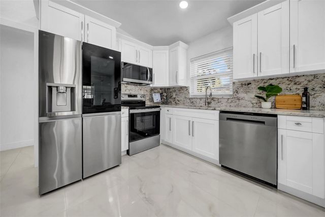 2020 58TH AVENUE S, St Petersburg, FL 33712