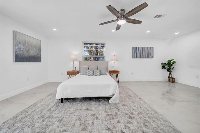 2020 58TH AVENUE S, St Petersburg, FL 33712