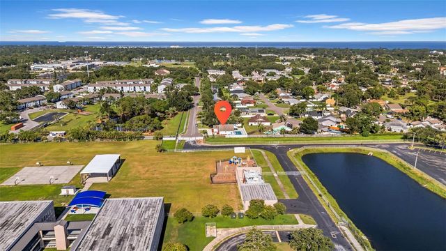 2020 58TH AVENUE S, St Petersburg, FL 33712