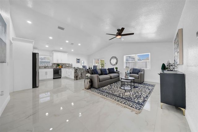 2020 58TH AVENUE S, St Petersburg, FL 33712