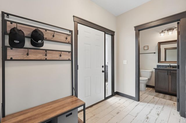 6056 W 137th Street, Savage, MN 55378